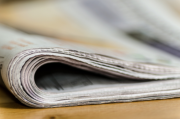Seitliche Ansicht Zeitung