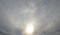 Sonne in den Wolken sogenannte Cirrostratus