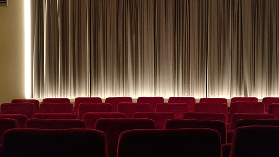 Kino Senioren Vorhang