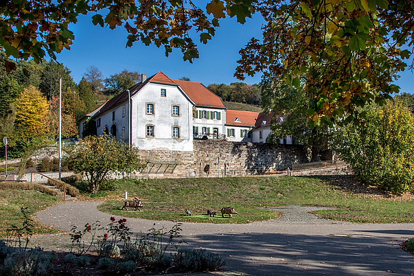 Jagdschloss_Karlsbrunn_Aussenansicht